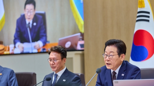 이재명 대통령 캄보디아 관련 국무회의 진행