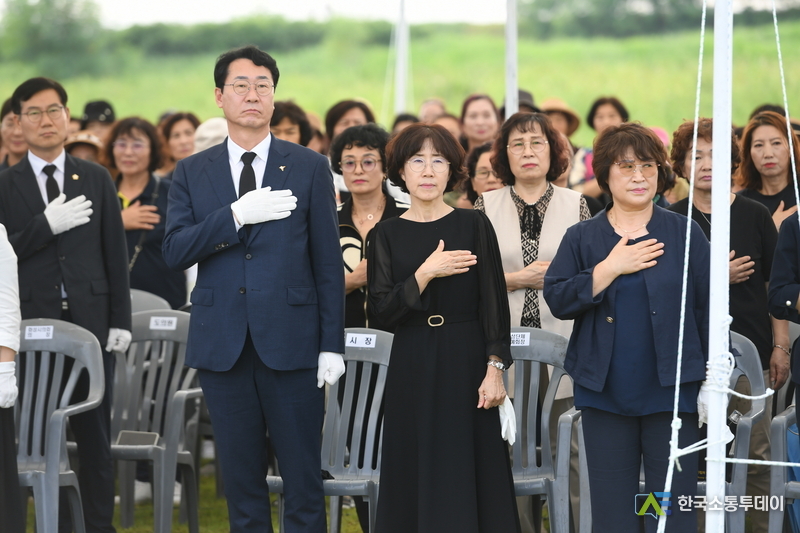 사진제공=화성특례시청// 정명근 화성특례시장이 일본군 위안부 피해자기림의날 기념식에 참석했다.
