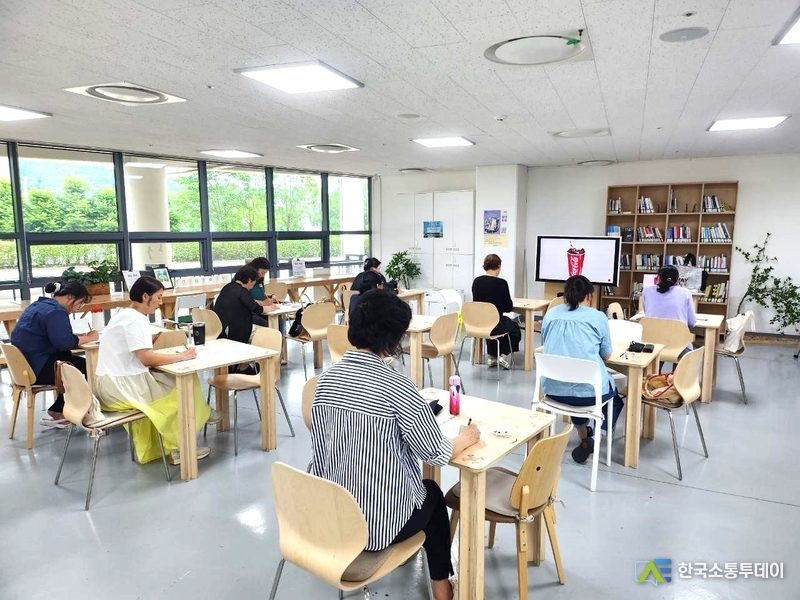 사진제공=용인문화재단// 여름 정규강좌_성인 기초드로잉 수업