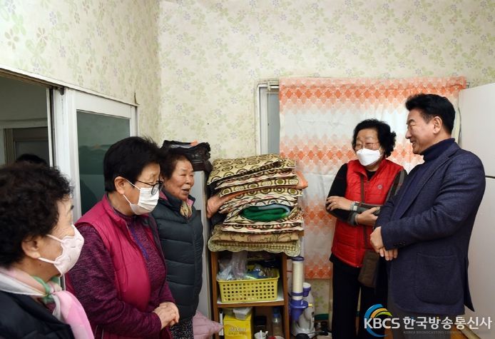 김동근 의정부시장, 호원1동 다락원경로당 방문