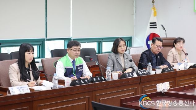 교육복지위원회 위원들