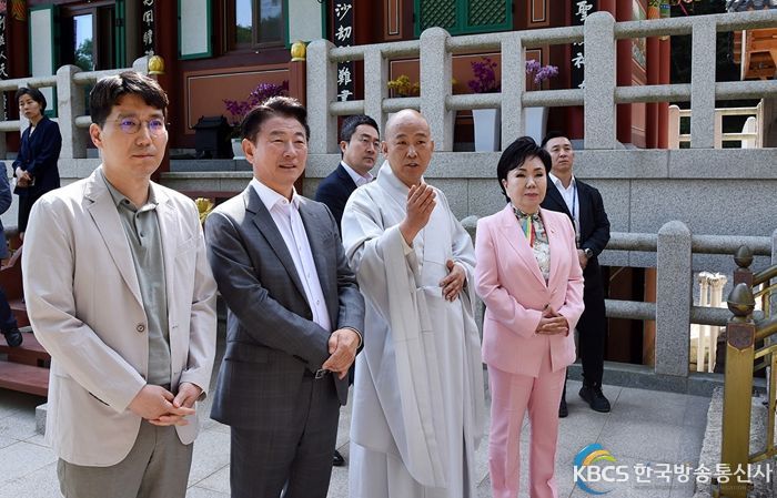 김동근 의정부시장, 불기 2567년 부처님 오신 날 기념 사찰 방문