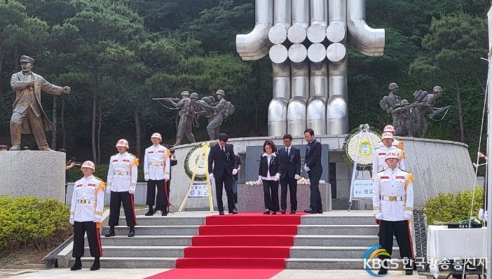 의정부교육지원청 원순자 교육장, 현충일추념식에서 추모의 뜻 전해
