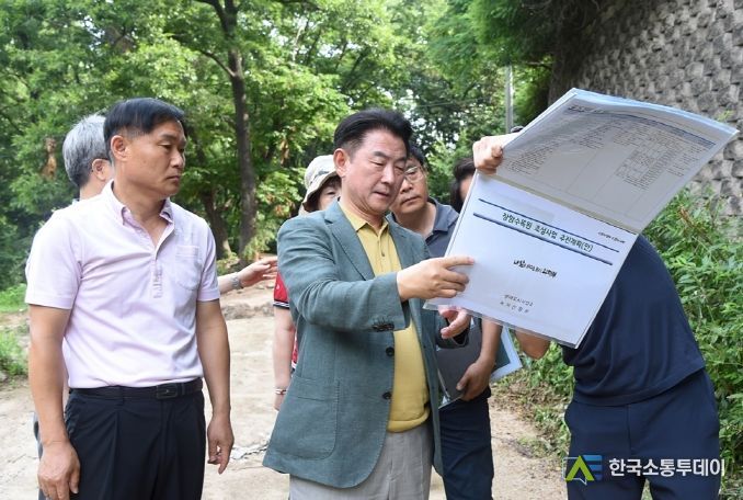 김동근 의정부시장, 장암수목원 조성 현장 점검