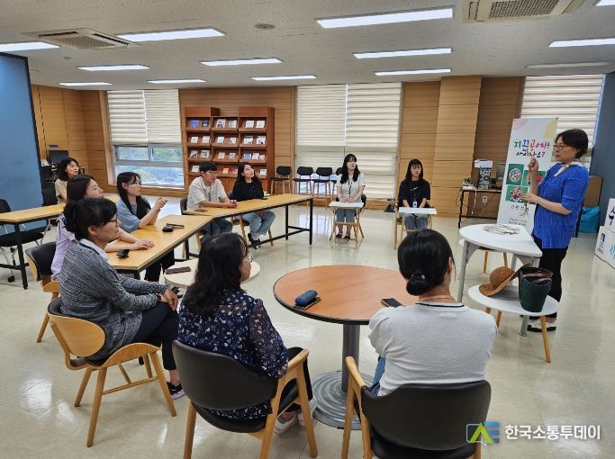 수원시 권선구, 주민과 공무원이 함께하는 지끈공예 일일 클래스 진행