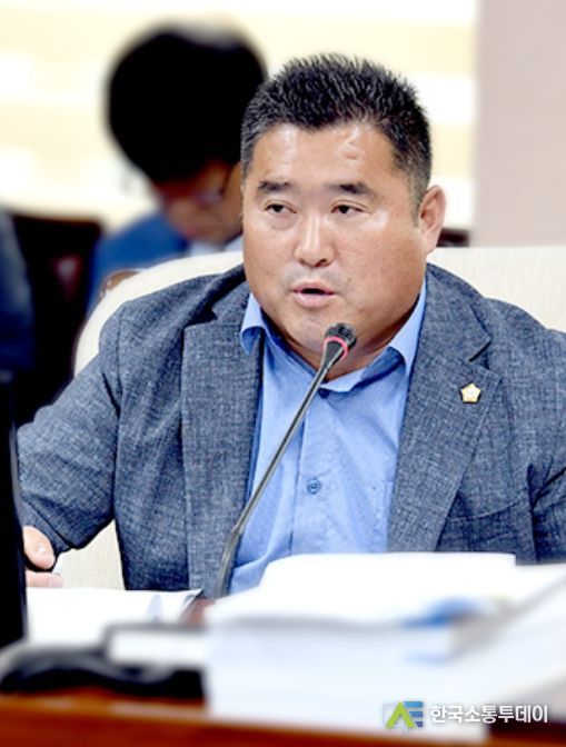 조돈준 양구군의회 의장