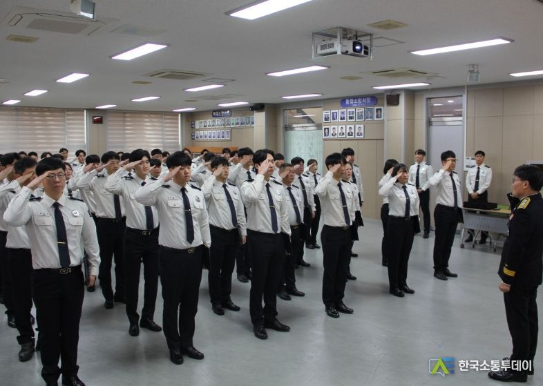 여수소방서, 전입 소방공무원 임용장 수여