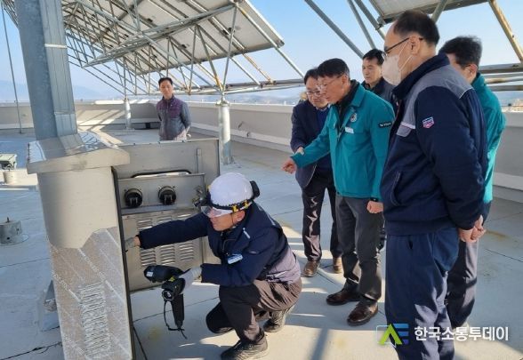 최영호 부군수의 화재피해 예방 현장점검 모습
